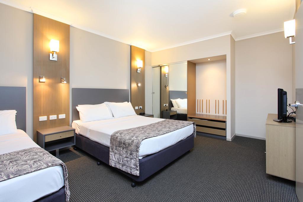 Brisbane International Virginia Hotel Екстериор снимка