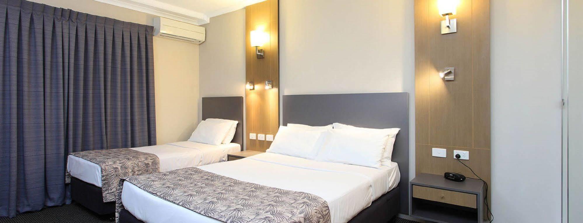 Brisbane International Virginia Hotel Екстериор снимка